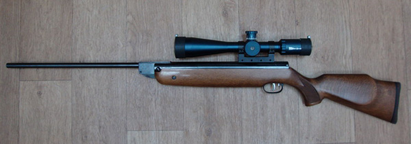 Оптический прицел на пневматической винтовке ИЖ МР-512
