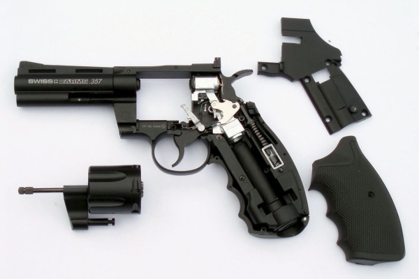 Разборка и тюнинг пневматического пистолета Gletcher CLT B6
